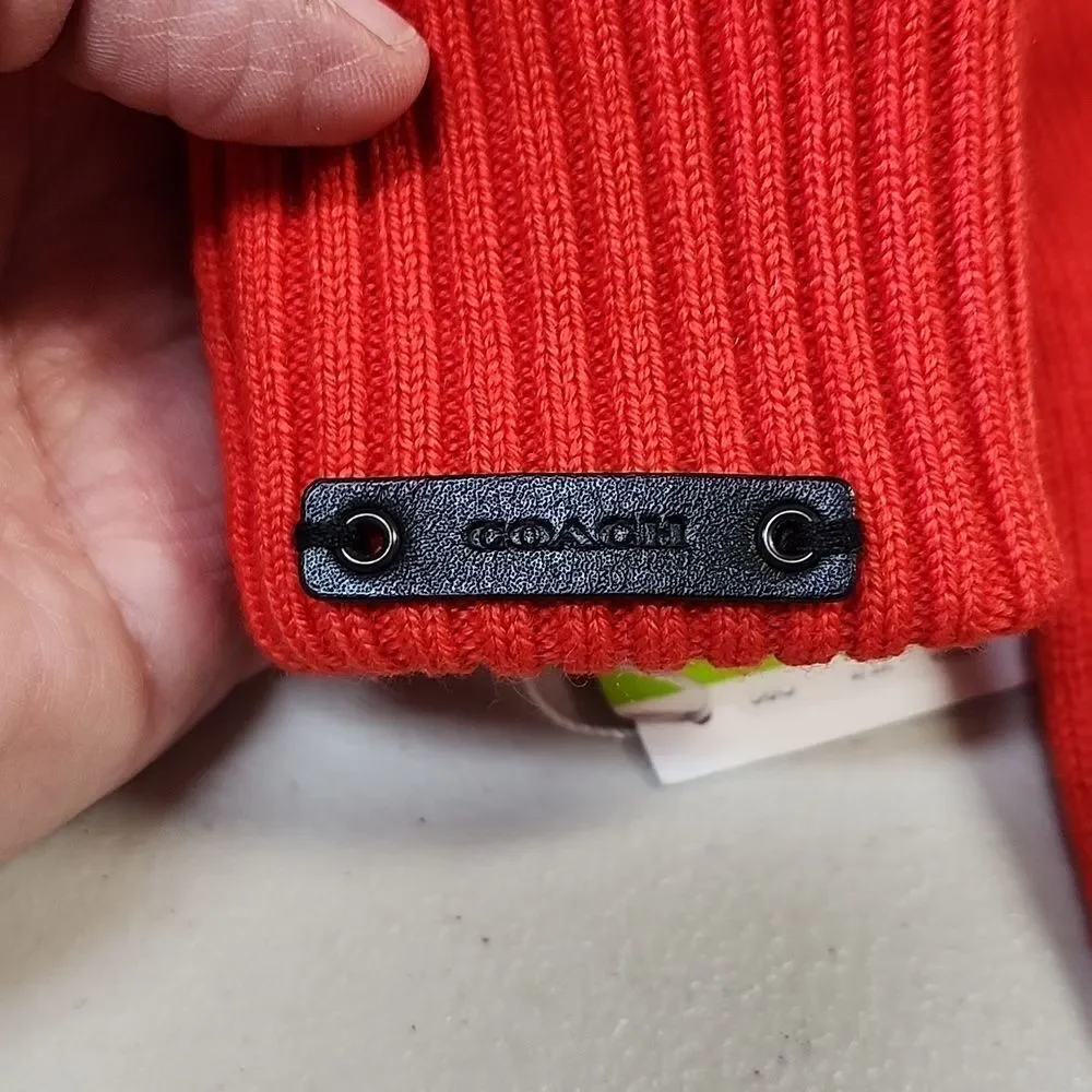 Coach xs small